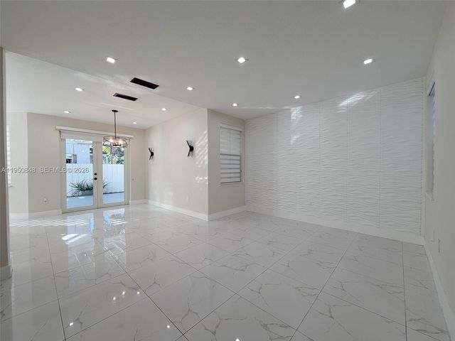 4832 NW 107th Pl, Doral, FL 33178