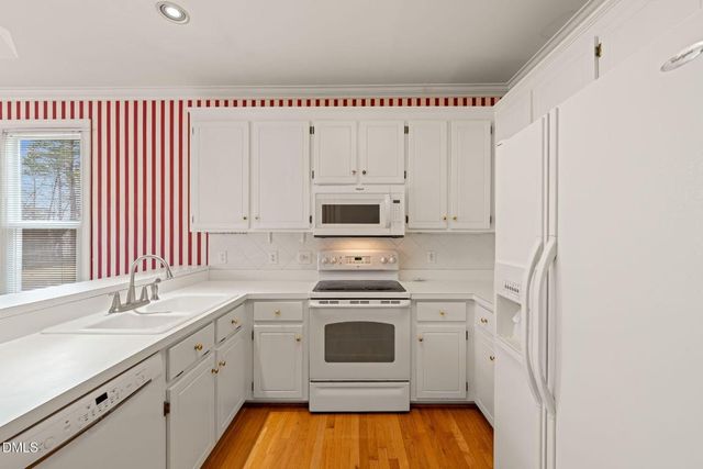 2100 Laurel Valley Way, Raleigh, NC 27604