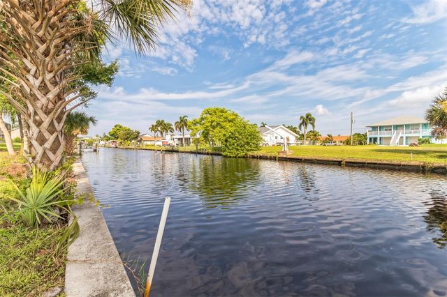 3103 RIVERSIDE DRIVE, Punta Gorda, FL 33950