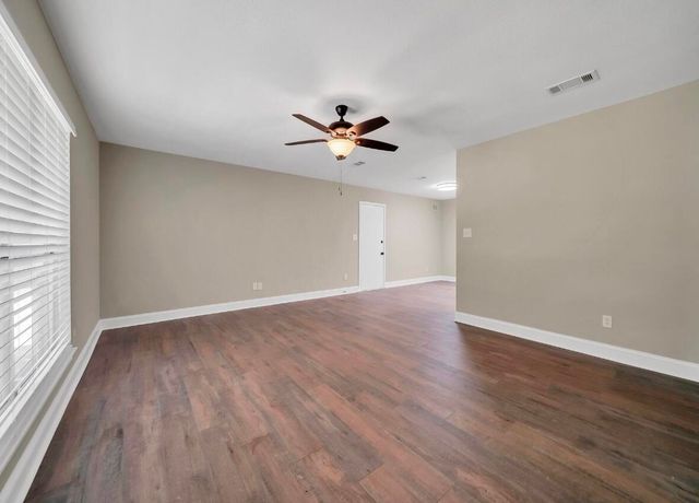6935 Jasper Street, Navarre, FL 32566