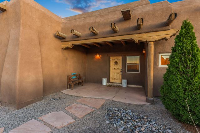 3 Aztec Court, Placitas, NM 87043