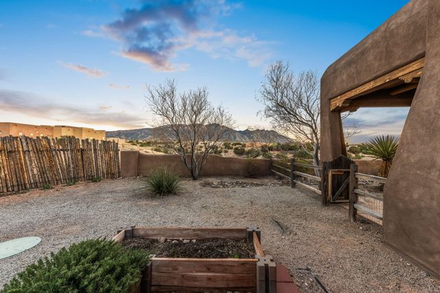 3 Aztec Court, Placitas, NM 87043