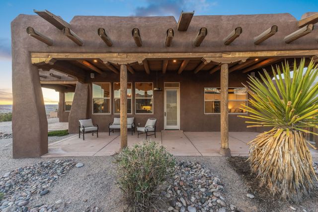 3 Aztec Court, Placitas, NM 87043