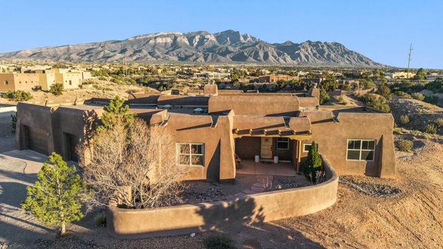 3 Aztec Court, Placitas, NM 87043