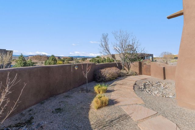 3 Aztec Court, Placitas, NM 87043