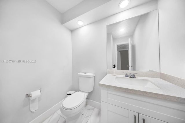 6637 NW 181st Lane, Hialeah, FL 33015