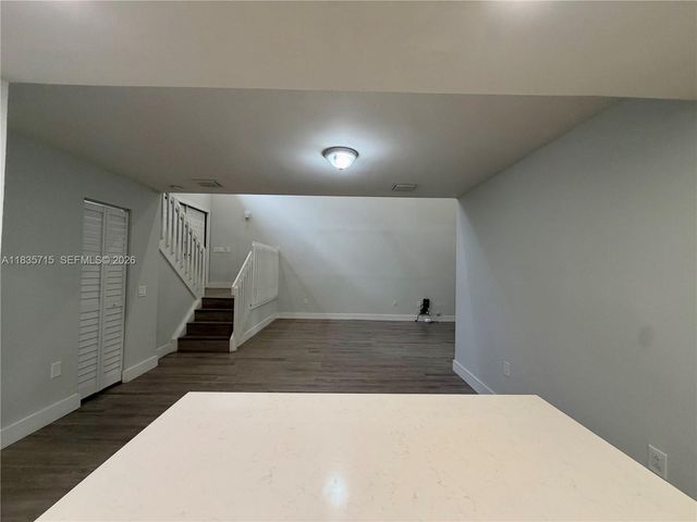 6637 NW 181st Lane, Hialeah, FL 33015