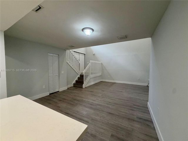 6637 NW 181st Lane, Hialeah, FL 33015