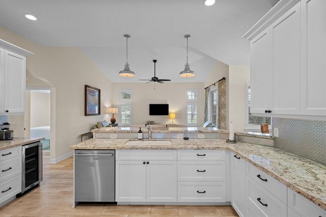 15416 Sunnyland Lane, Wellington, FL 33414