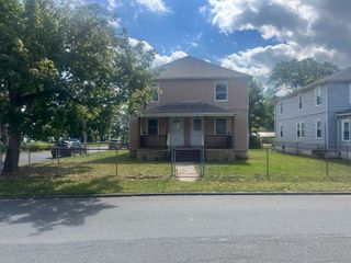 53 Sisson Street, East Hartford, CT 06118