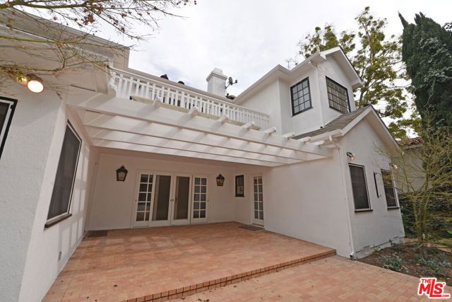 321 Dalehurst Avenue, Los Angeles, CA 90024