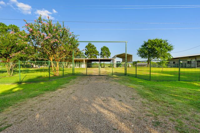 14054 County Road 352, Terrell, TX 75161
