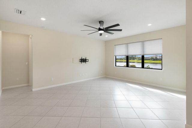 471 SE Vallarta Drive, Port St. Lucie, Port St Lucie, FL 34984