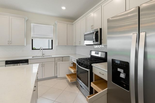 471 SE Vallarta Drive, Port St. Lucie, Port St Lucie, FL 34984