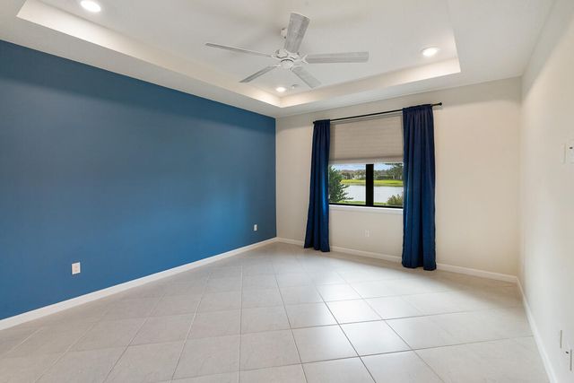 471 SE Vallarta Drive, Port St. Lucie, Port St Lucie, FL 34984