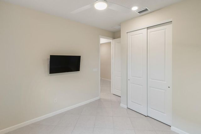471 SE Vallarta Drive, Port St. Lucie, Port St Lucie, FL 34984