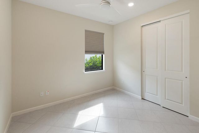 471 SE Vallarta Drive, Port St. Lucie, Port St Lucie, FL 34984