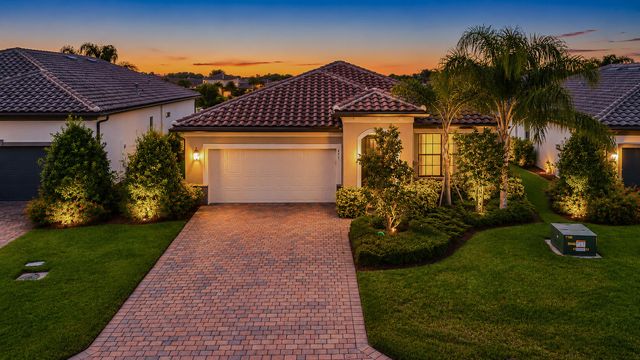 471 SE Vallarta Drive, Port St. Lucie, Port St Lucie, FL 34984
