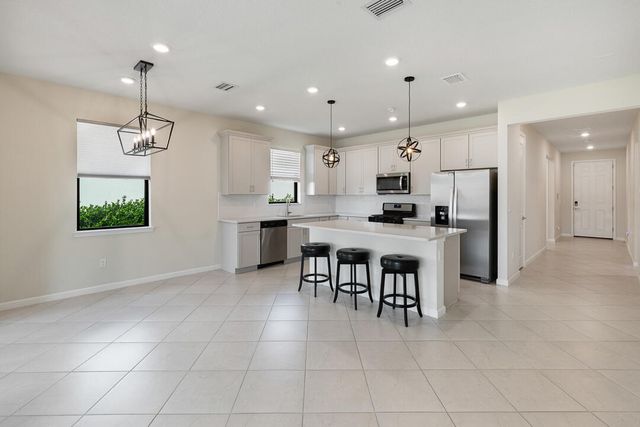 471 SE Vallarta Drive, Port St. Lucie, Port St Lucie, FL 34984