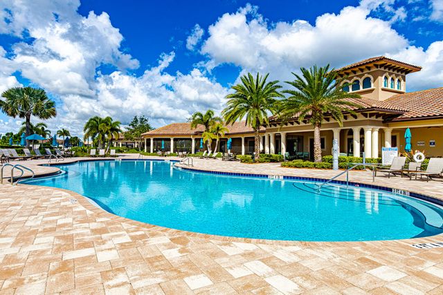 471 SE Vallarta Drive, Port St. Lucie, Port St Lucie, FL 34984