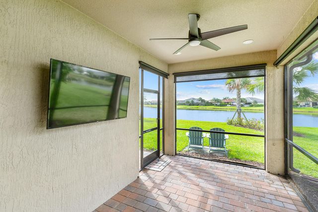 471 SE Vallarta Drive, Port St. Lucie, Port St Lucie, FL 34984