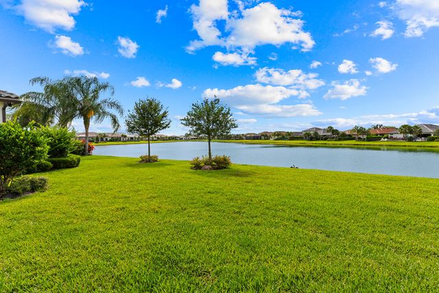 471 SE Vallarta Drive, Port St. Lucie, Port St Lucie, FL 34984