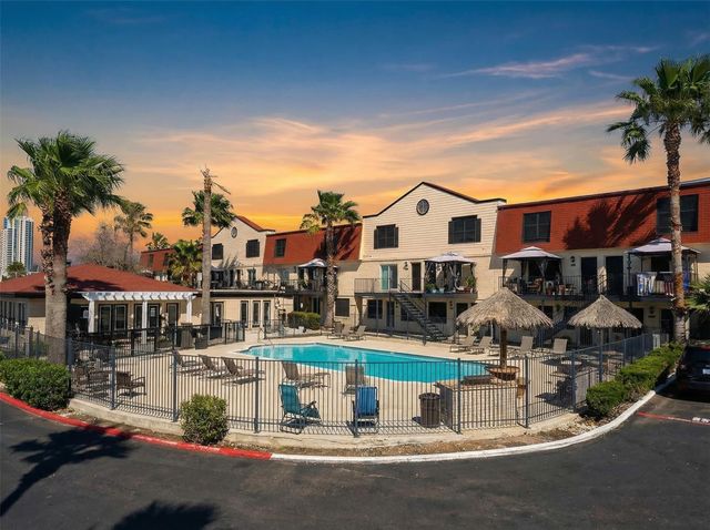 4101 Nasa Parkway 203, Larga Vista, TX 77586