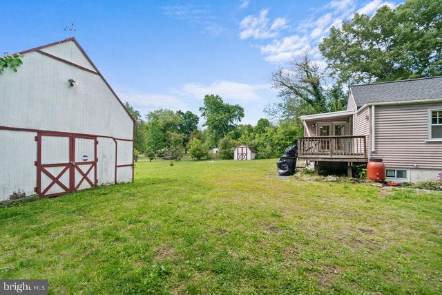 10301 LIVINGSTON RD, Fort Washington, MD 20744