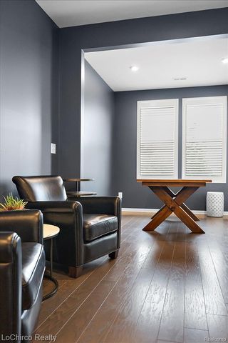 273 Strawberry Drive, Rochester Hills, MI 48307