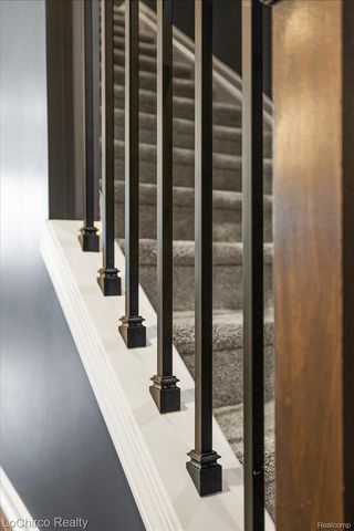 273 Strawberry Drive, Rochester Hills, MI 48307