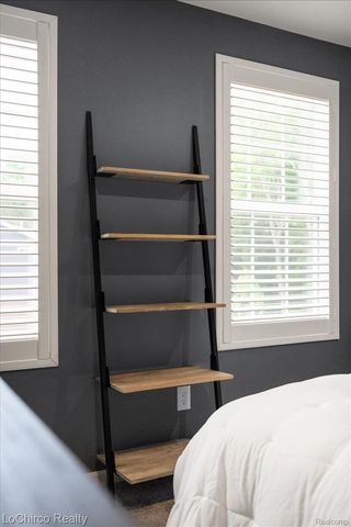 273 Strawberry Drive, Rochester Hills, MI 48307