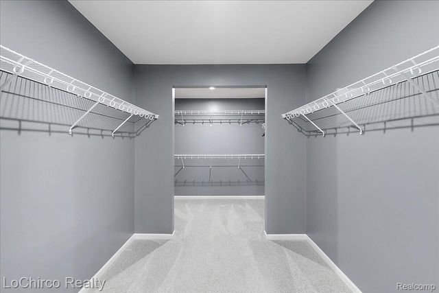 273 Strawberry Drive, Rochester Hills, MI 48307