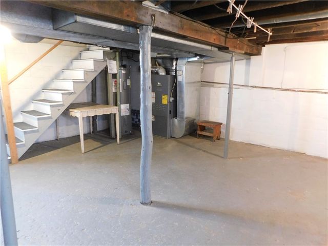 114 Dry Knob Road, Georges Twp, PA 15478