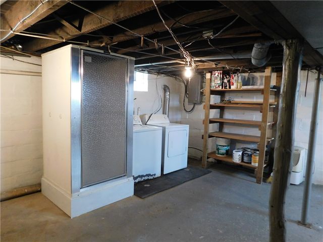 114 Dry Knob Road, Georges Twp, PA 15478