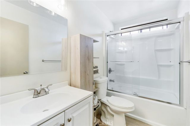 21501 Pioneer 3, Lakewood, CA 90715