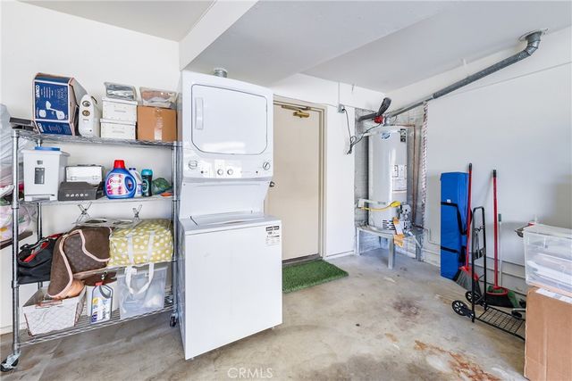 21501 Pioneer 3, Lakewood, CA 90715