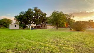 908 N Brazos Street, Whitney, TX 76692
