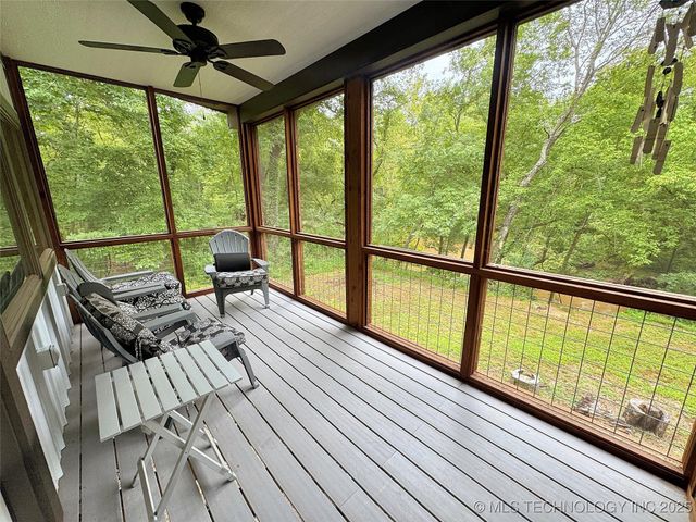 22449 E 664 Road, Tahlequah, OK 74464