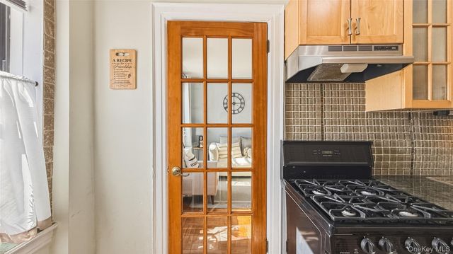 185 Marine Avenue 2C, Brooklyn, NY 11209