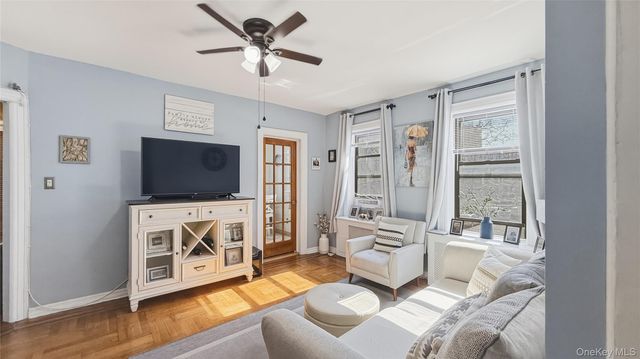 185 Marine Avenue 2C, Brooklyn, NY 11209