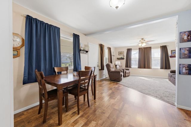 705 Maplewood Dr, El Dorado, KS 67042