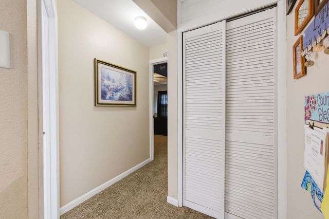 705 Maplewood Dr, El Dorado, KS 67042