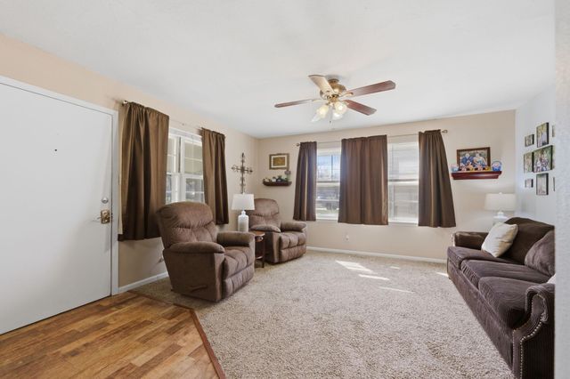 705 Maplewood Dr, El Dorado, KS 67042