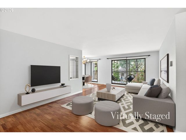 45 EAGLE CREST Dr 315, Lake Oswego, OR 97035