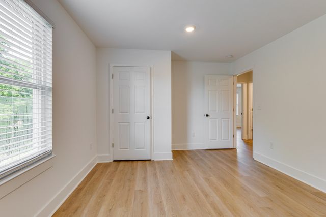 129 S Cedar St, Cross Plains, TN 37049