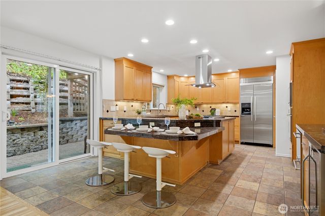 3028 173rd Court NE, Redmond, WA 98052