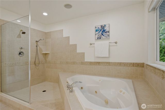 3028 173rd Court NE, Redmond, WA 98052
