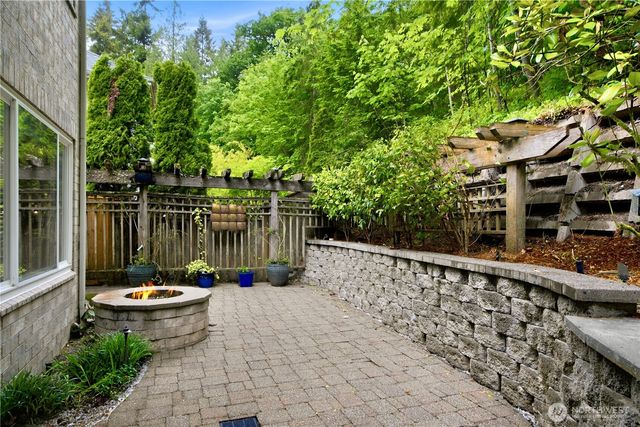 3028 173rd Court NE, Redmond, WA 98052