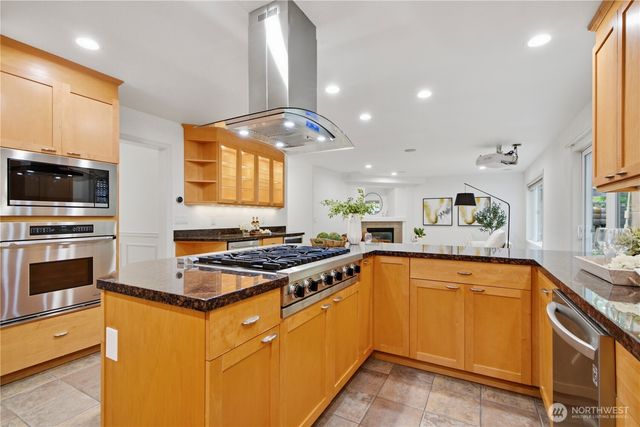 3028 173rd Court NE, Redmond, WA 98052