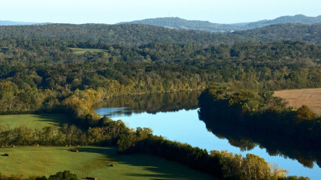 999 Ford Rd, Lebanon, TN 37087